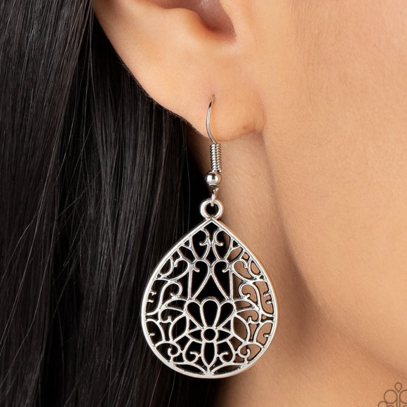 paparazzi Jewelry - Valley Estate - Silver Earrings